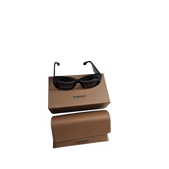 Burberry BE4410 square-frame sunglasses in black acetate - Picture 4 of 10